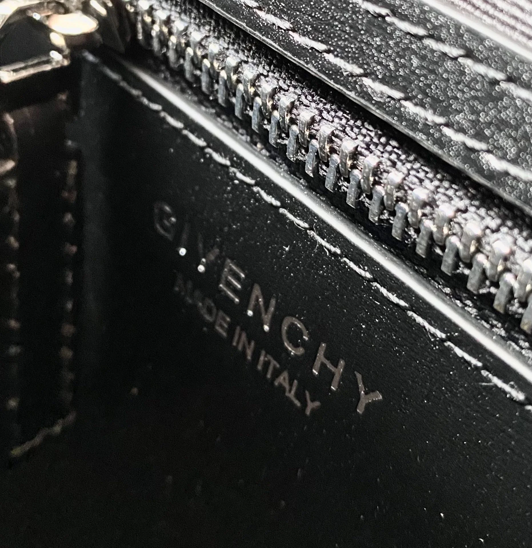 UrbanStyle Givenchy Top Handle Bags 37706
