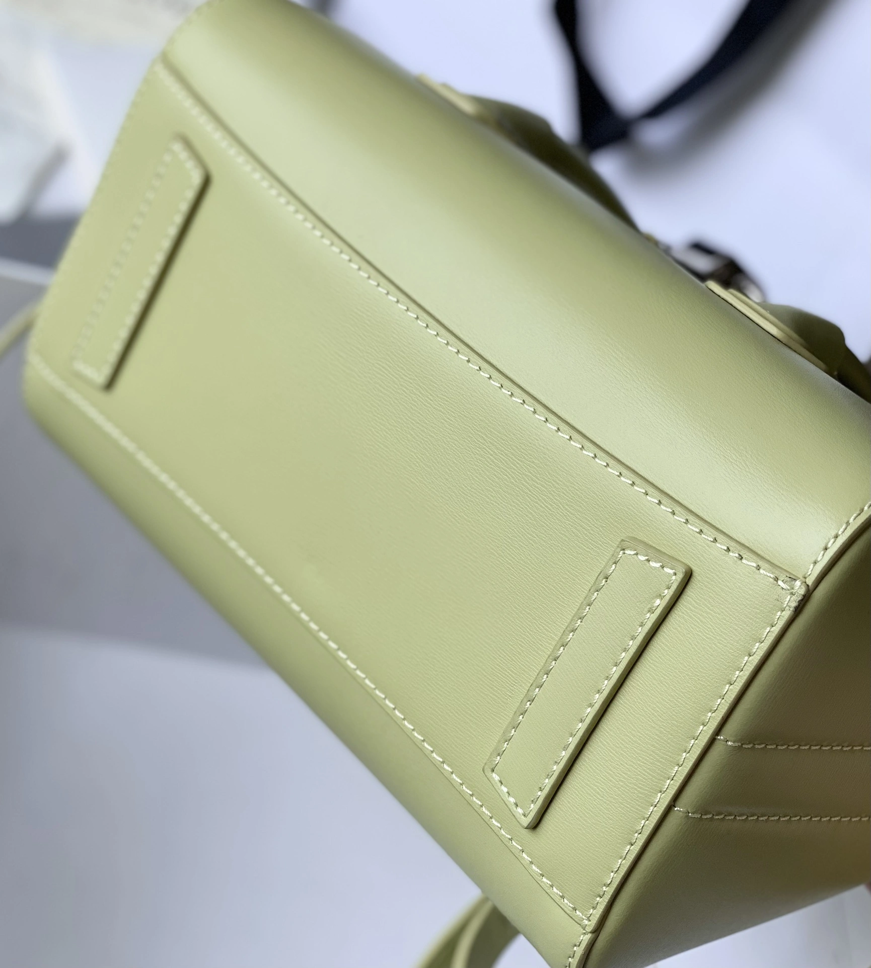 Soft Givenchy Top Handle Bags 71702
