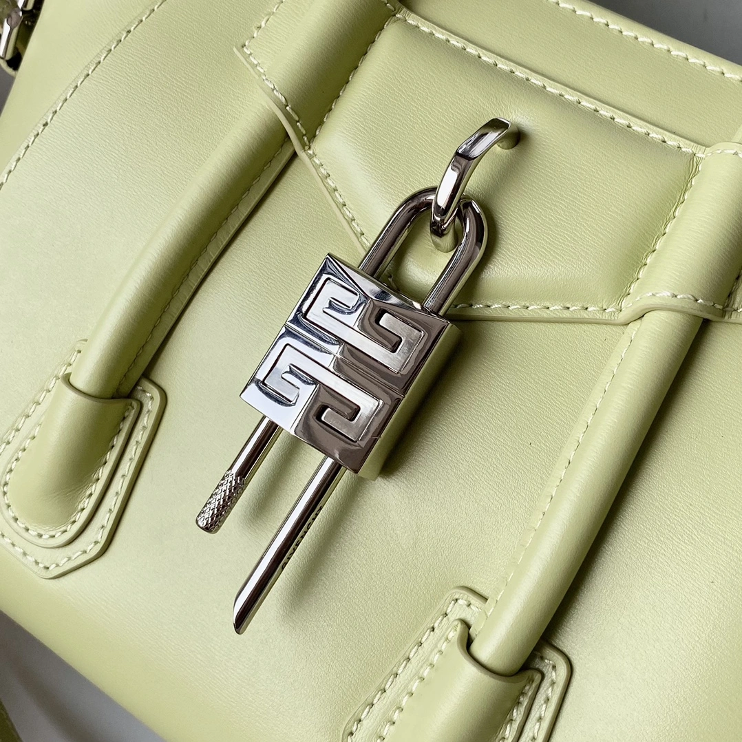 Soft Givenchy Top Handle Bags 71702