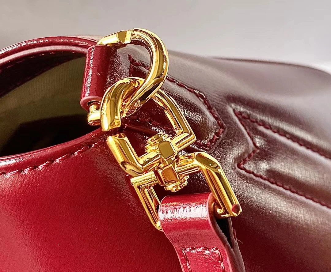 Affordable Givenchy Top Handle Bags 71697