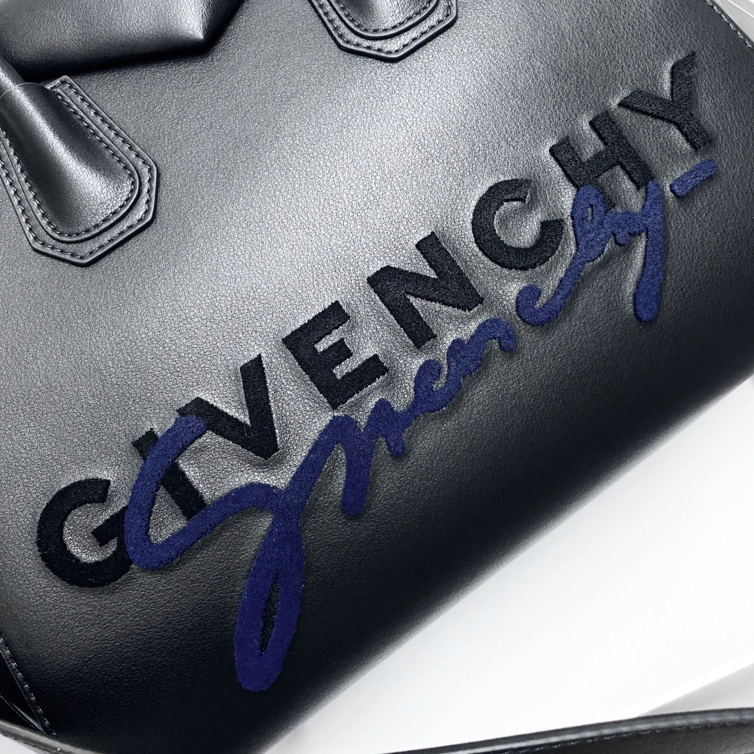 Lightweight Givenchy Top Handle Bags 71846