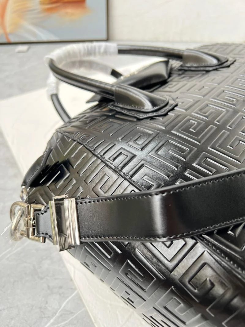 Givenchy Top Handle Bags QuickDry 44880