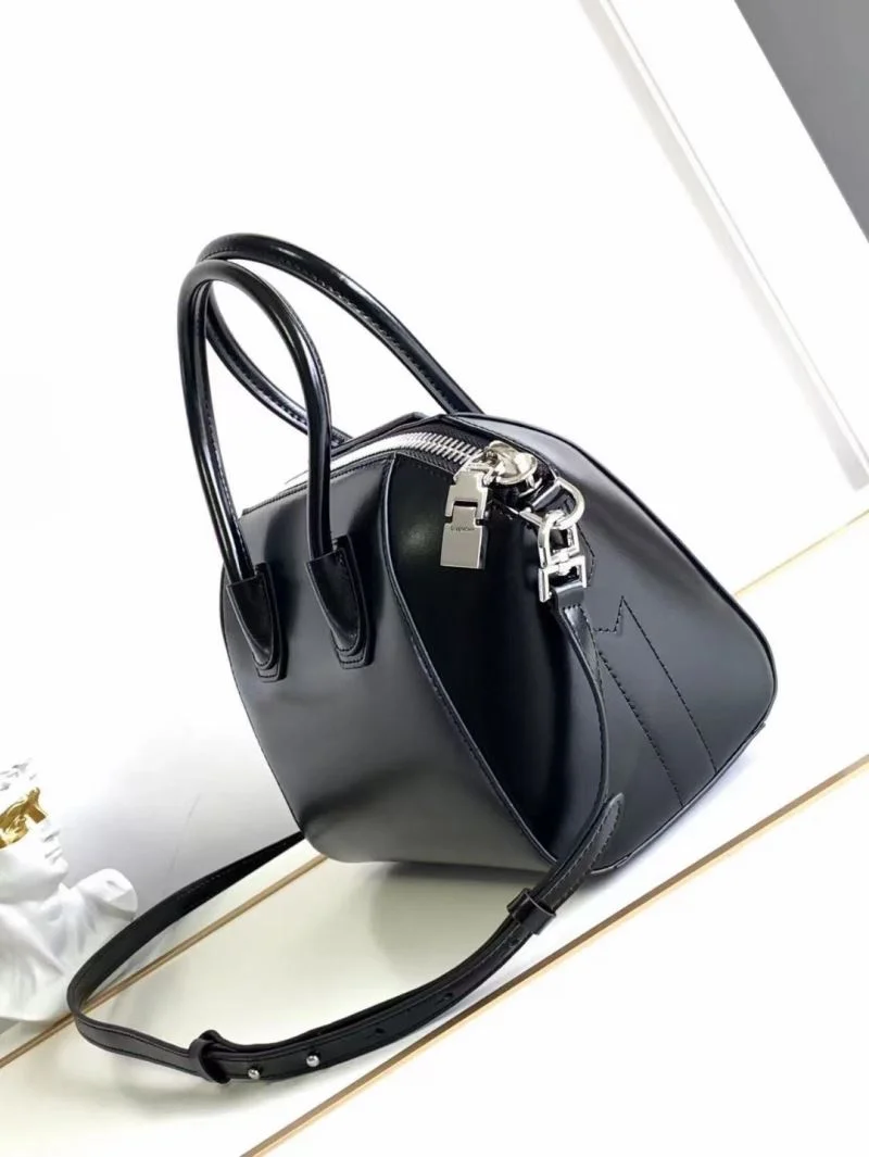 Timeless Givenchy Top Handle Bags 44881