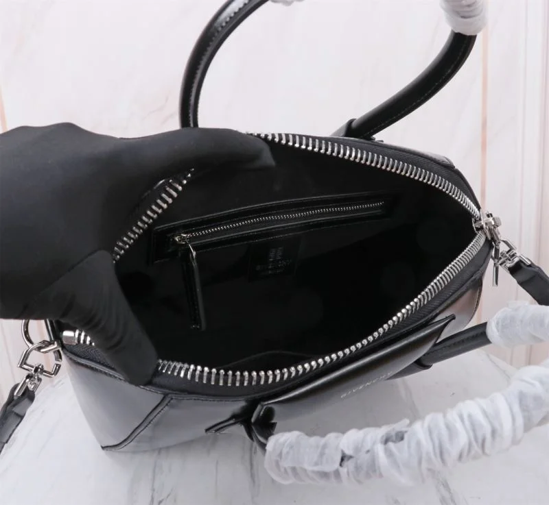 UrbanStyle Givenchy Top Handle Bags 44871