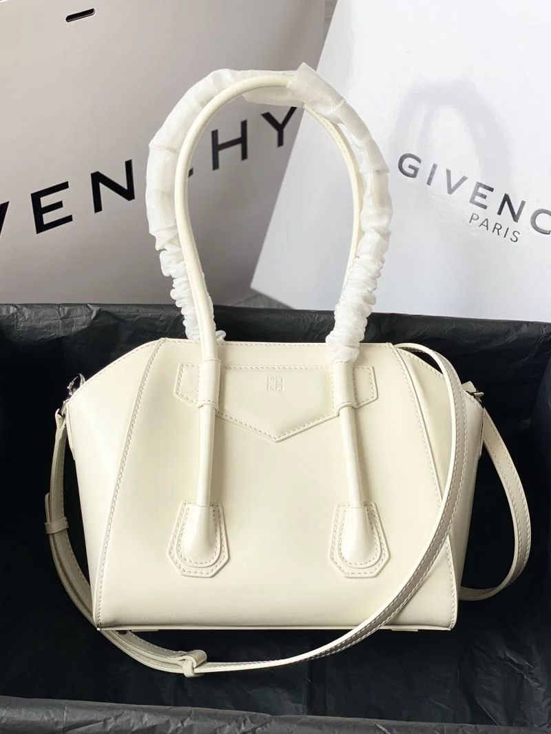 HighPerformance Givenchy Top Handle Bags 44914