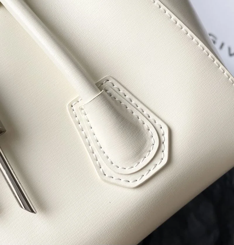 HighPerformance Givenchy Top Handle Bags 44914
