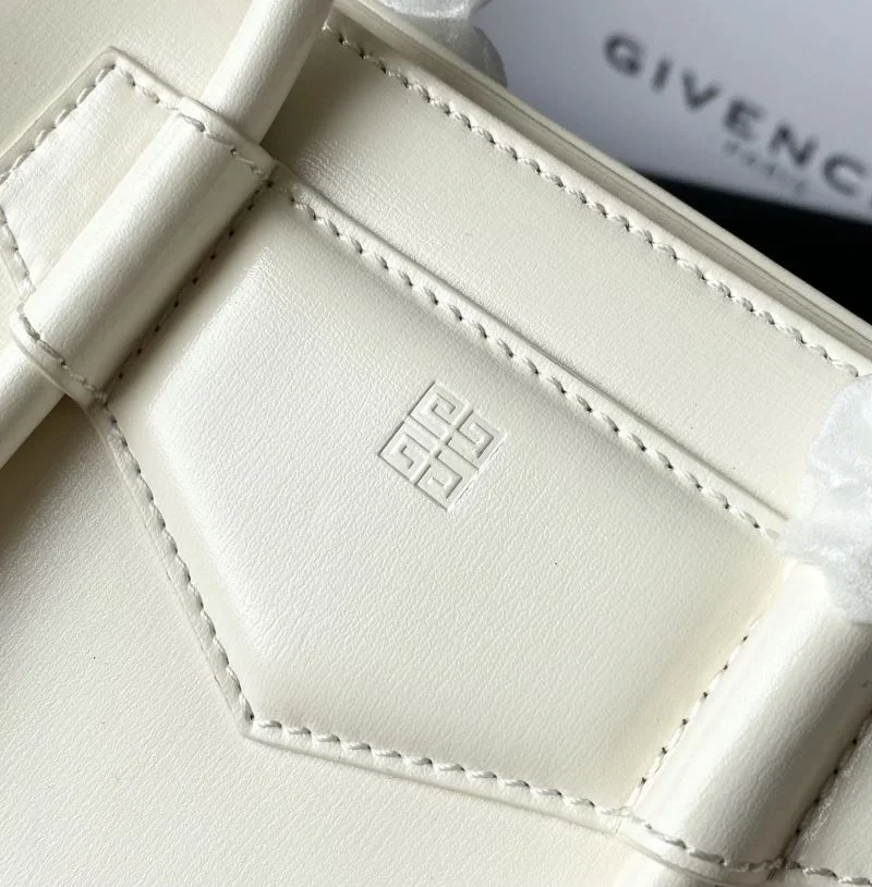 HighPerformance Givenchy Top Handle Bags 44914