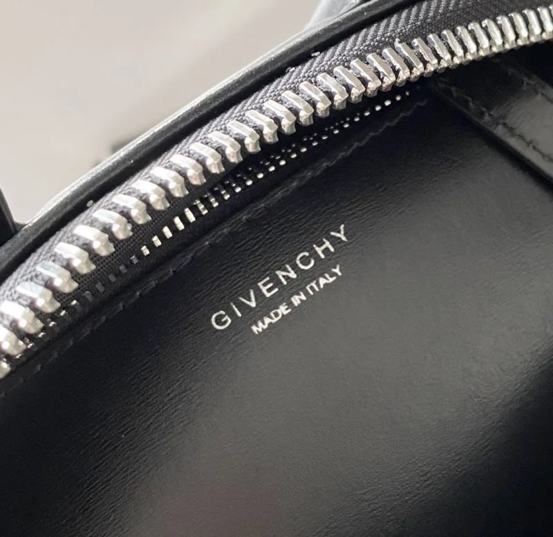 Lightweight Givenchy Top Handle Bags 44656