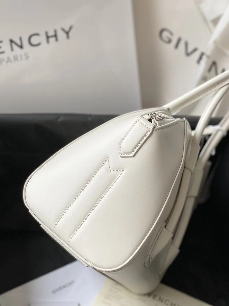 Trendsetting Givenchy Top Handle Bags 44657