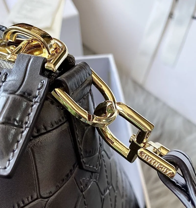 Timeless Givenchy Top Handle Bags 44653