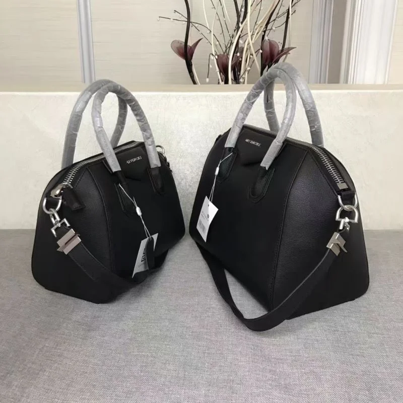 Unisex Givenchy Top Handle Bags 44675