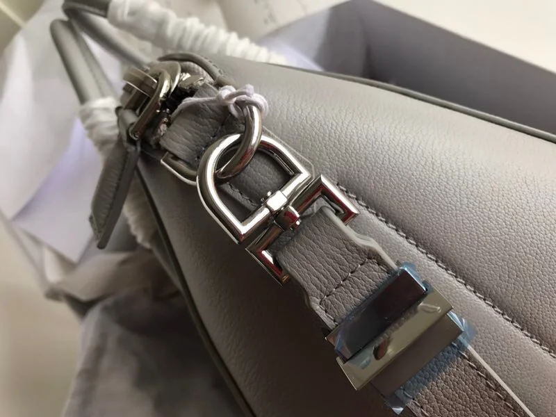 Givenchy Top Handle Bags Reliable 44624