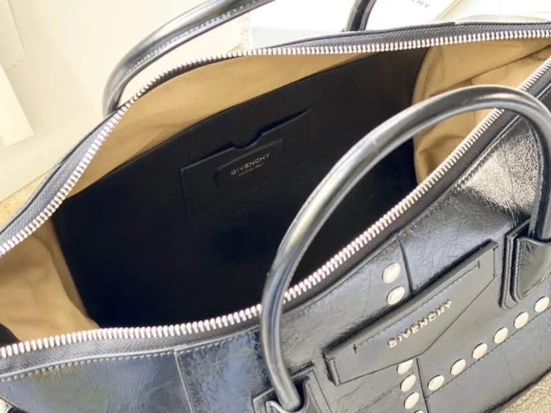 FreshLook Givenchy Top Handle Bags 44618
