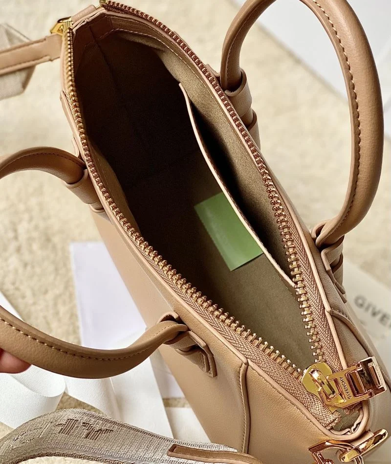 Givenchy Top Handle Bags Vibrant 44666