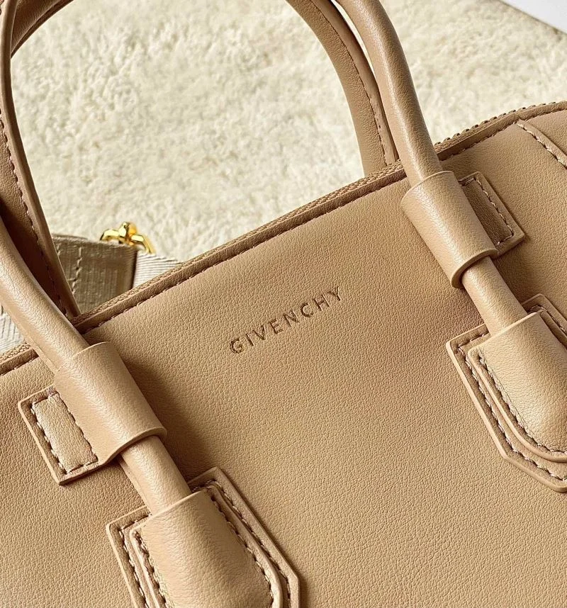 Givenchy Top Handle Bags Vibrant 44666
