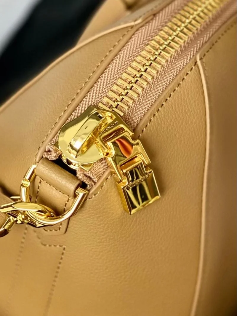 SmoothTexture Givenchy Top Handle Bags 44667