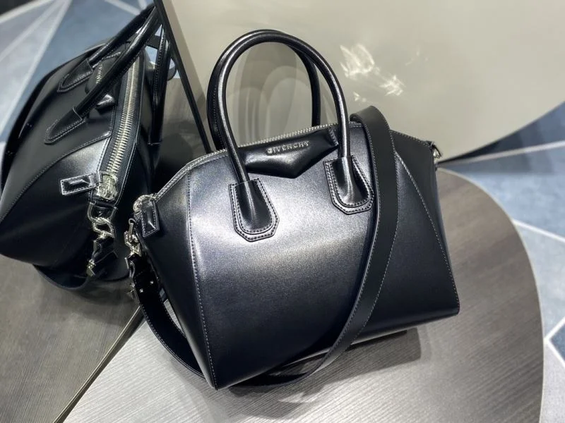 Breathable Givenchy Top Handle Bags 44576