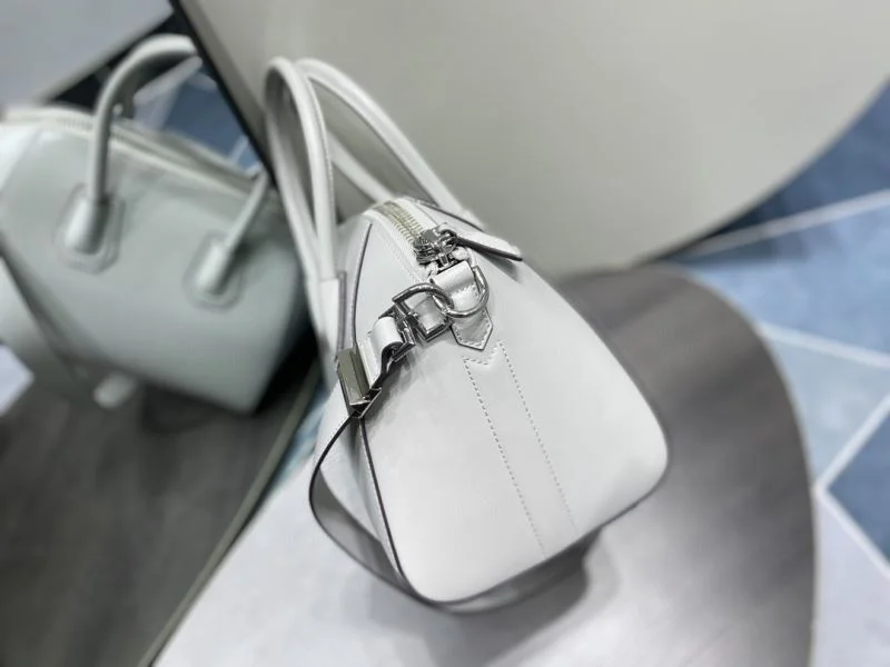 Supportive Givenchy Top Handle Bags 44541