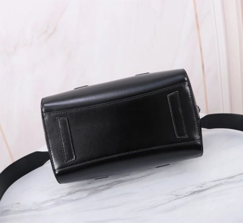 Minimalist Givenchy Top Handle Bags 44573