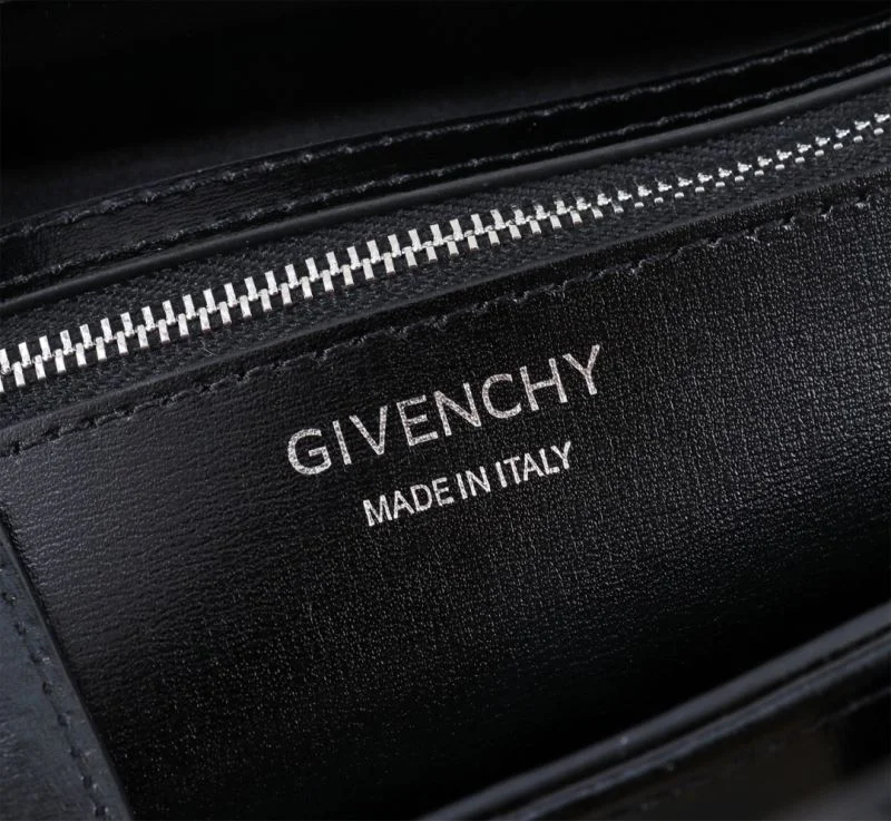 Minimalist Givenchy Top Handle Bags 44573