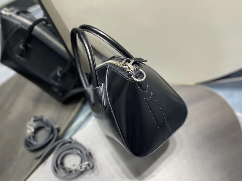 Givenchy Top Handle Bags Vibrant 44531