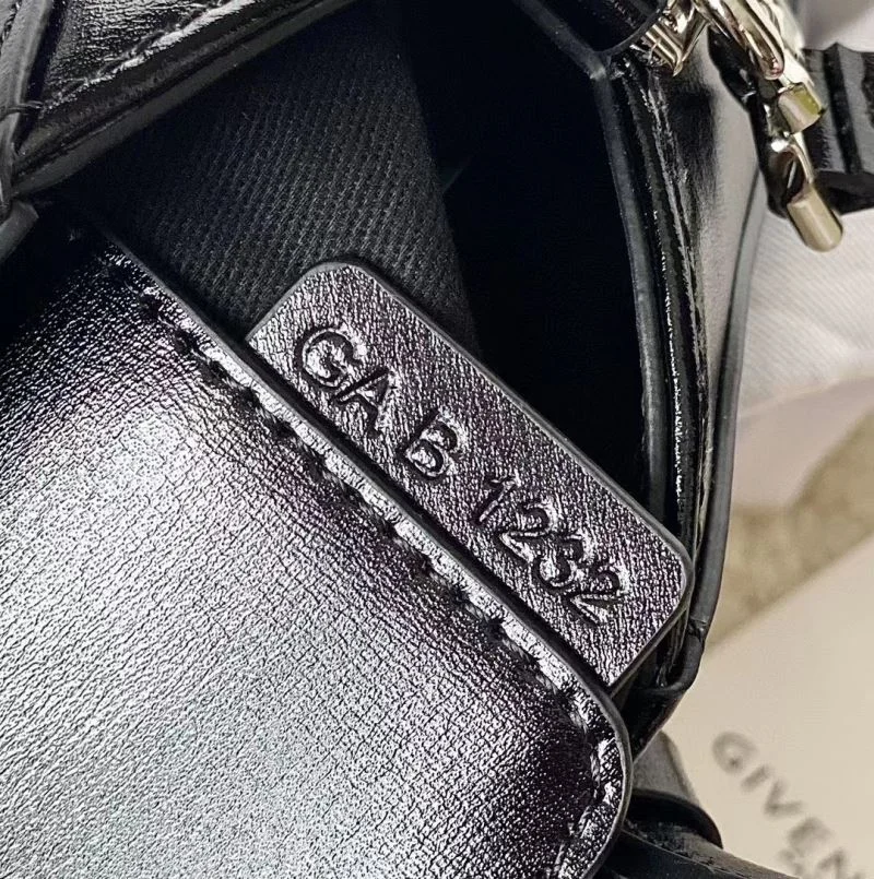 Stretchable Givenchy Top Handle Bags 44528