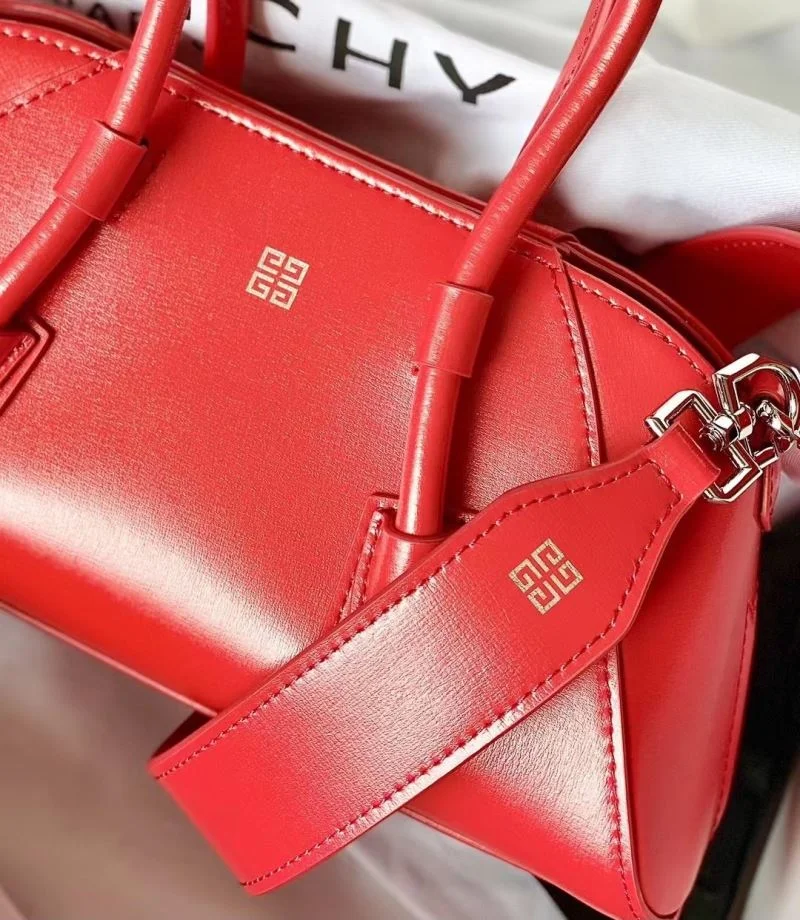 Breathable Givenchy Top Handle Bags 44520