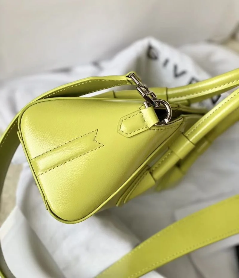 Givenchy Top Handle Bags GoodFit 44527