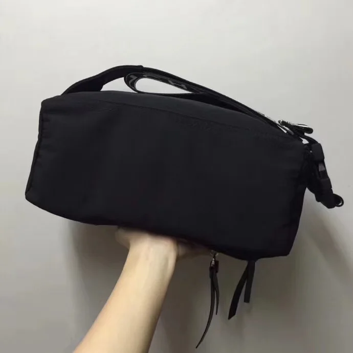 Givenchy Waist Chest Packs Refined 44862