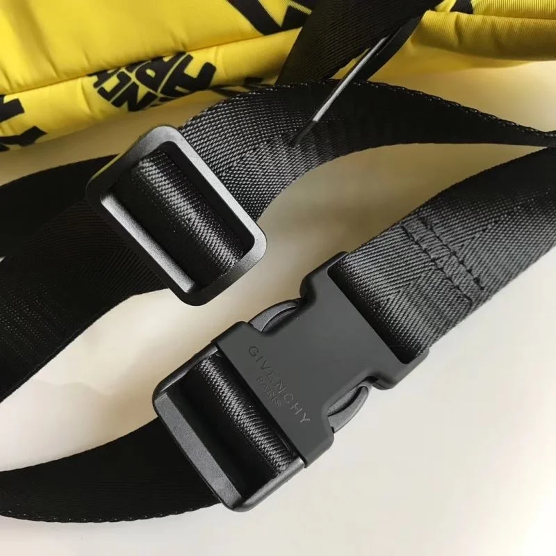 Givenchy Waist Chest Packs Soft 44601
