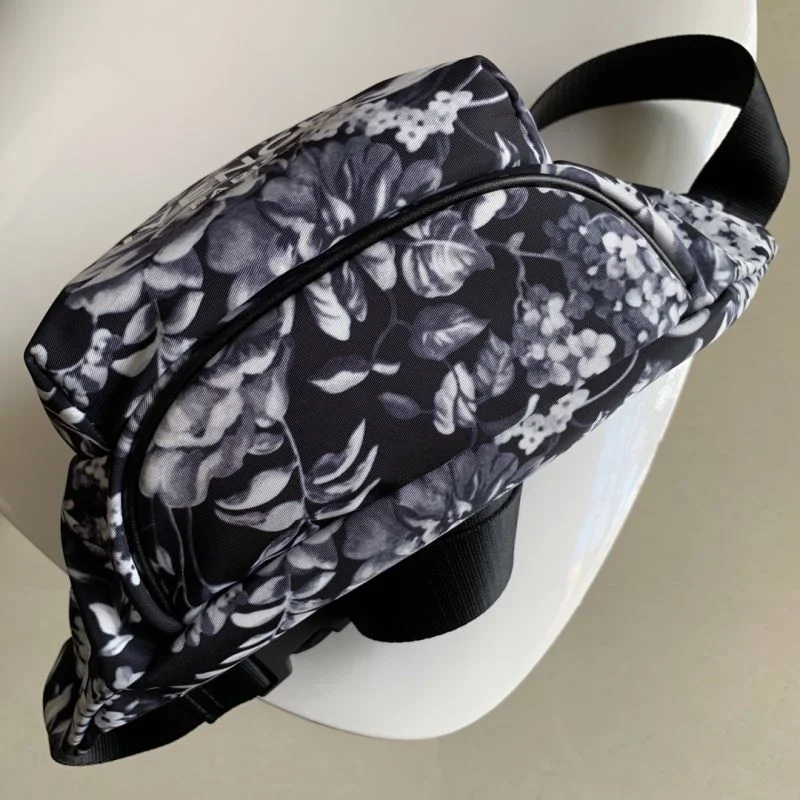 Givenchy Waist Chest Packs Compact 44593