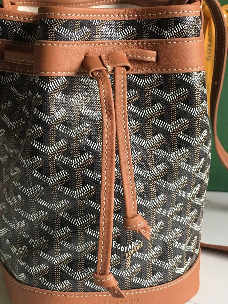 Contemporary Goyard Bucket Bags 59239