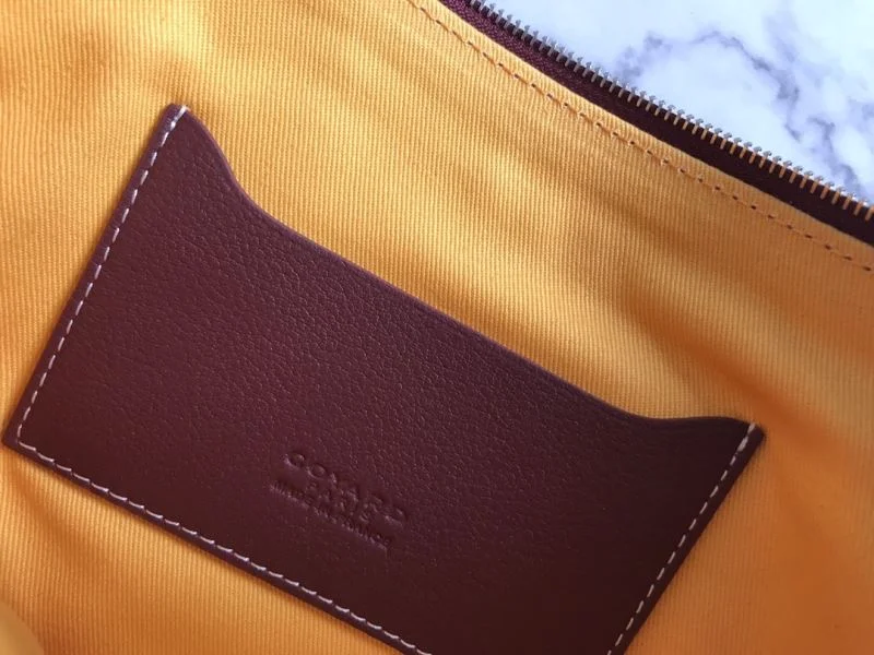 WaterResistant Goyard Clutch Bags 37671