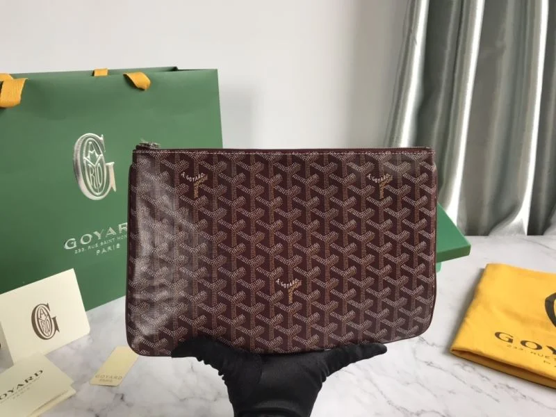 WaterResistant Goyard Clutch Bags 37671