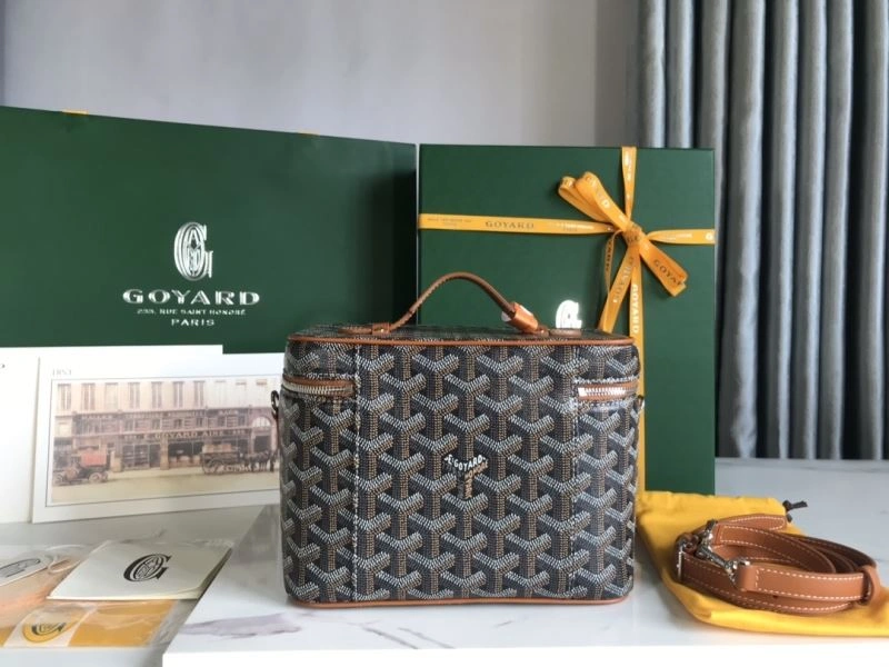 Goyard Cosmetic Bags Resilient 59142