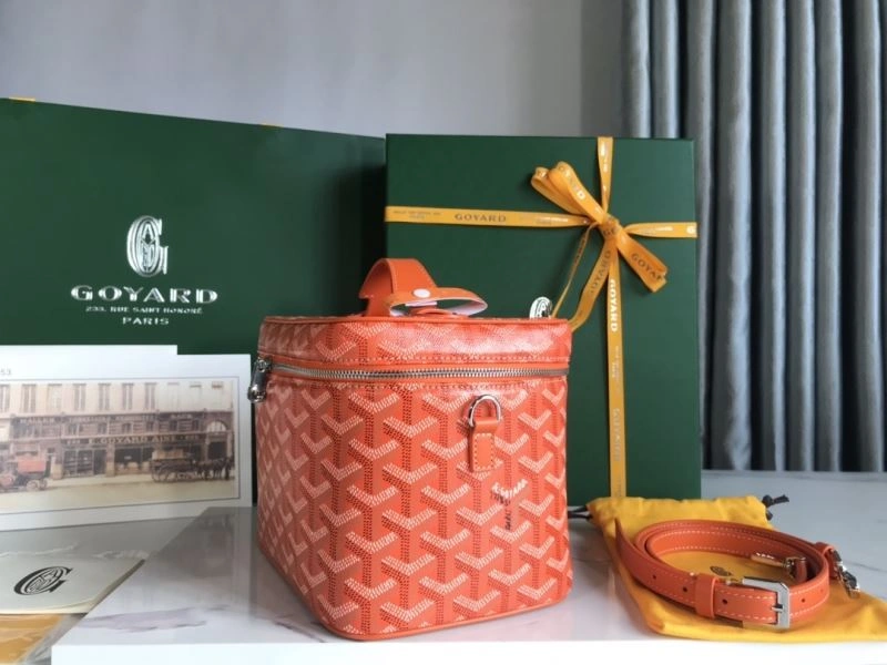 Compact Goyard Cosmetic Bags 59178