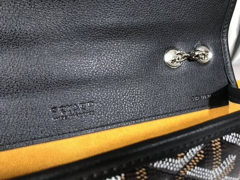 Goyard Cosmetic Bags Sleek 59144