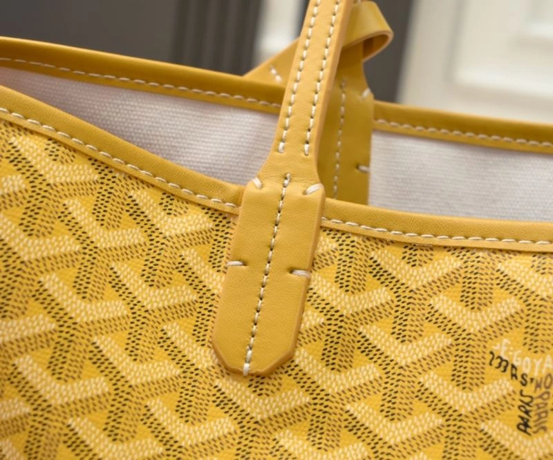 Goyard Shopping Bags Vibrant 89206