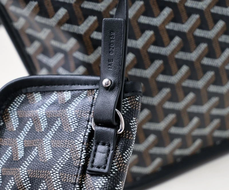 FashionForward Goyard Shopping Bags 89149