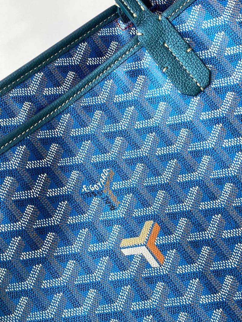 Goyard Shopping Bags Sleek 62109