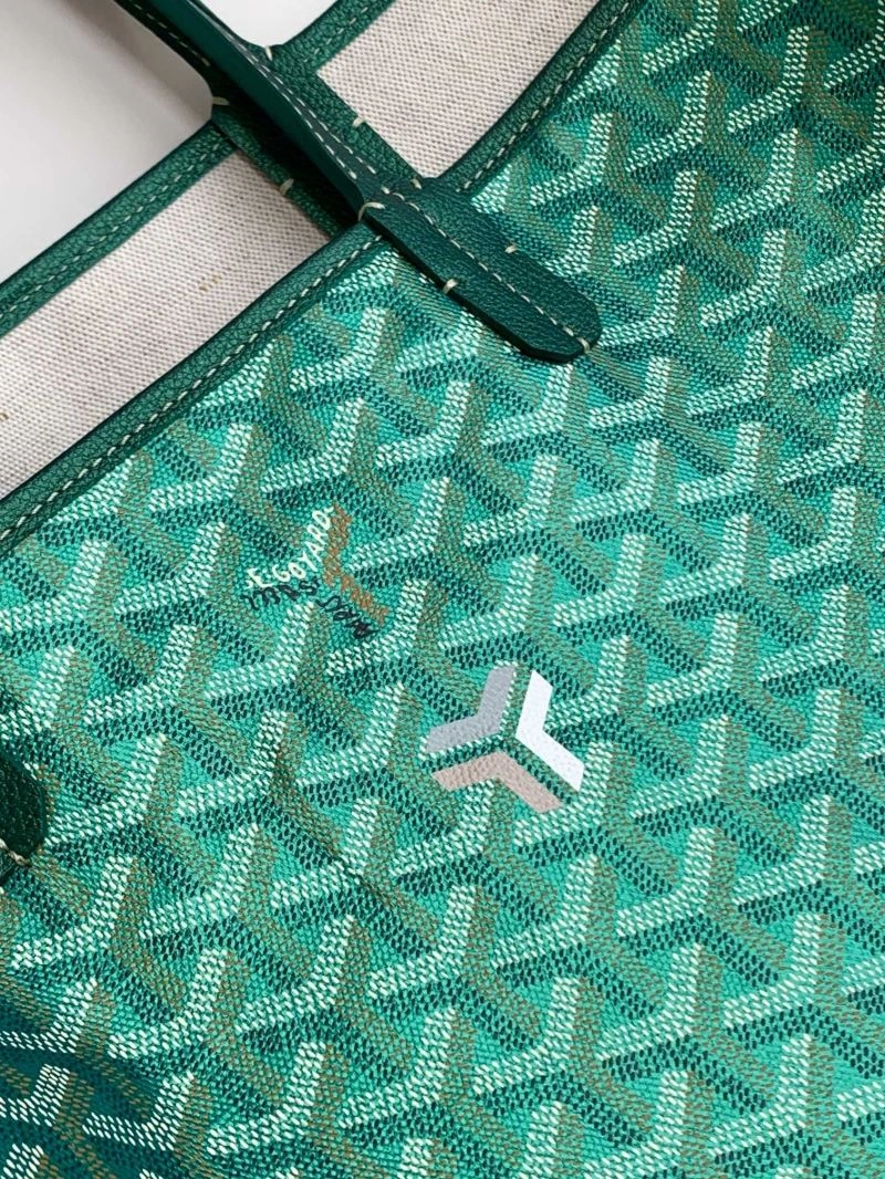 Goyard Shopping Bags Sleek 62096