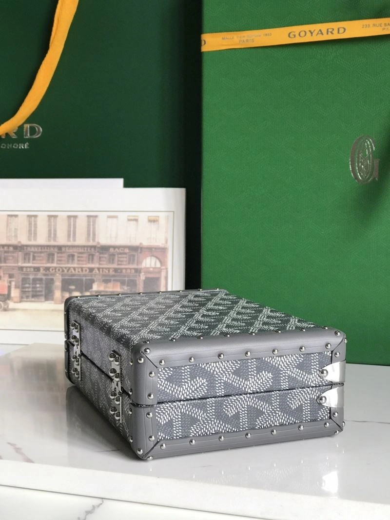 SunProtective Goyard Suitcase 58833