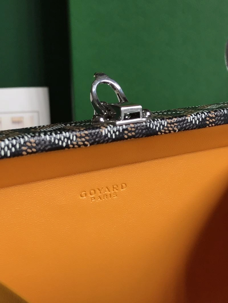 UrbanChic Goyard Suitcase 58874