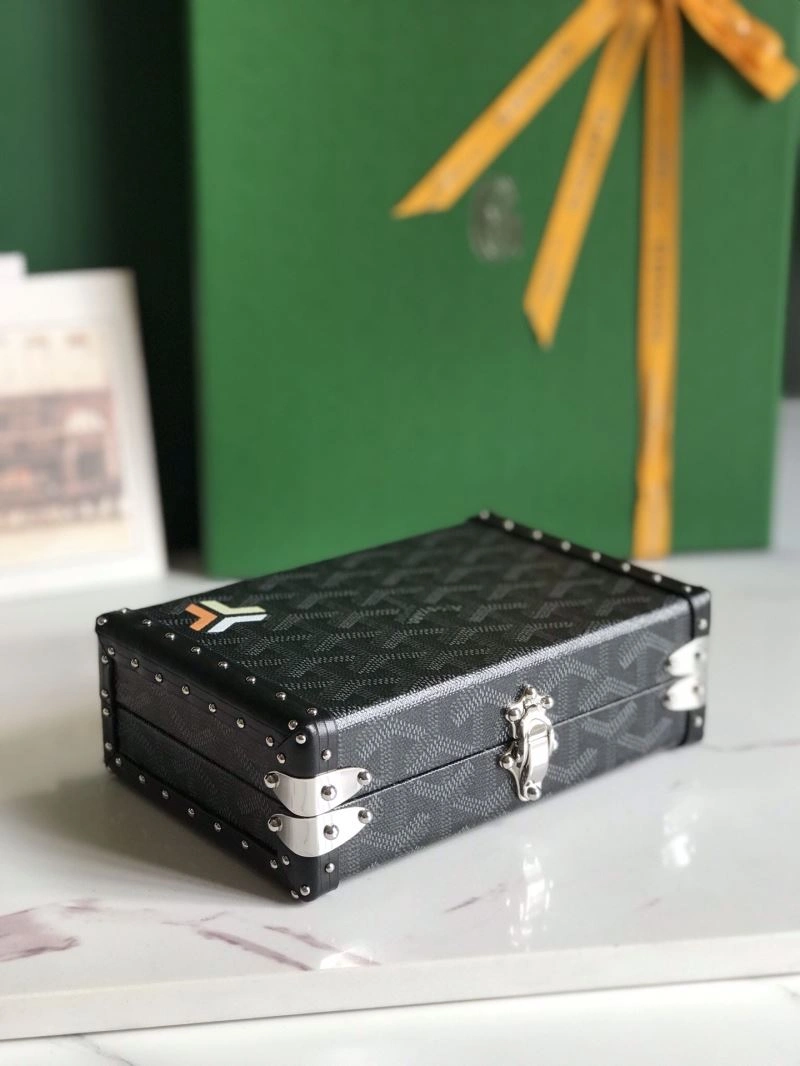 Goyard Suitcase EasyCare 58828