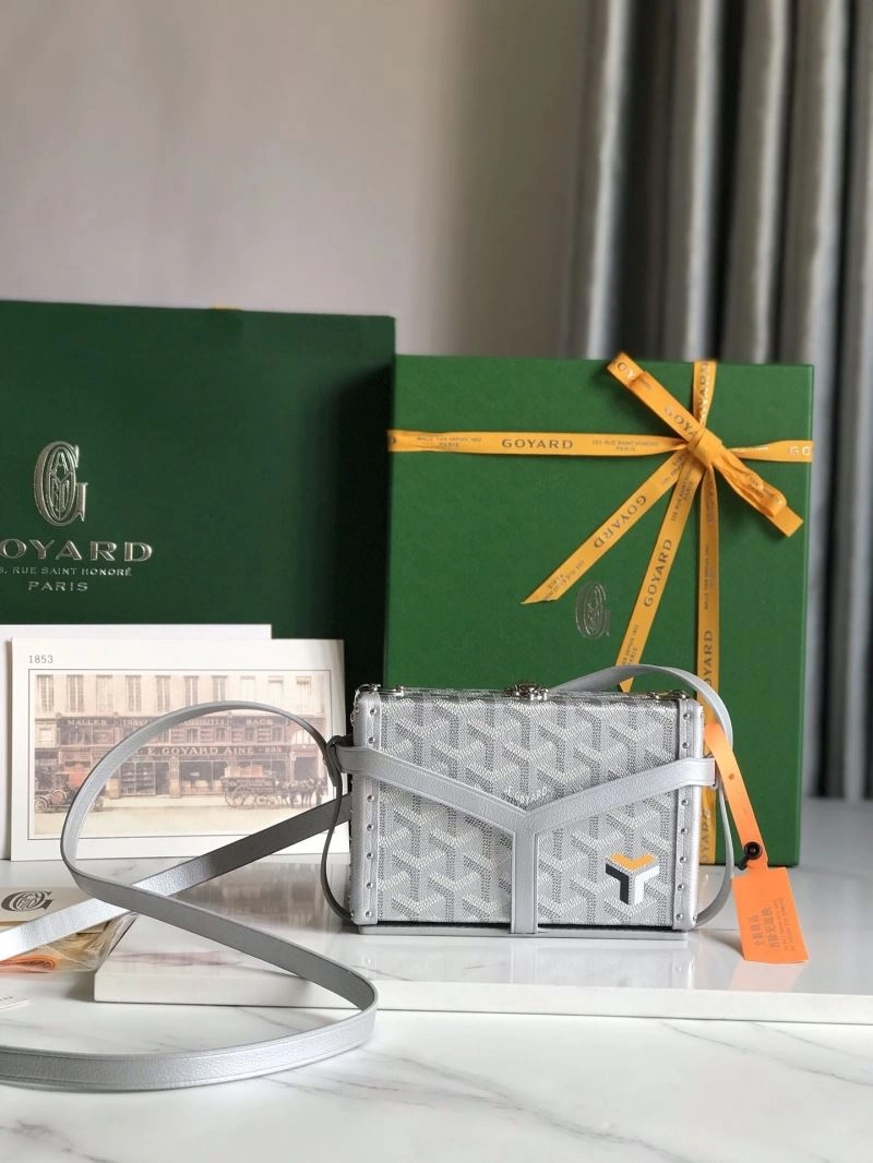 Goyard Suitcase Fashionable 58815