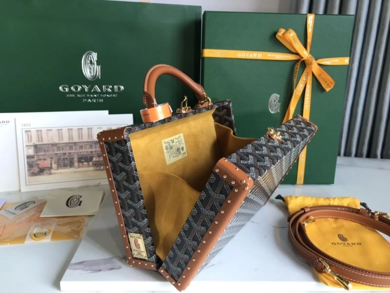 Functional Goyard Suitcase 58817