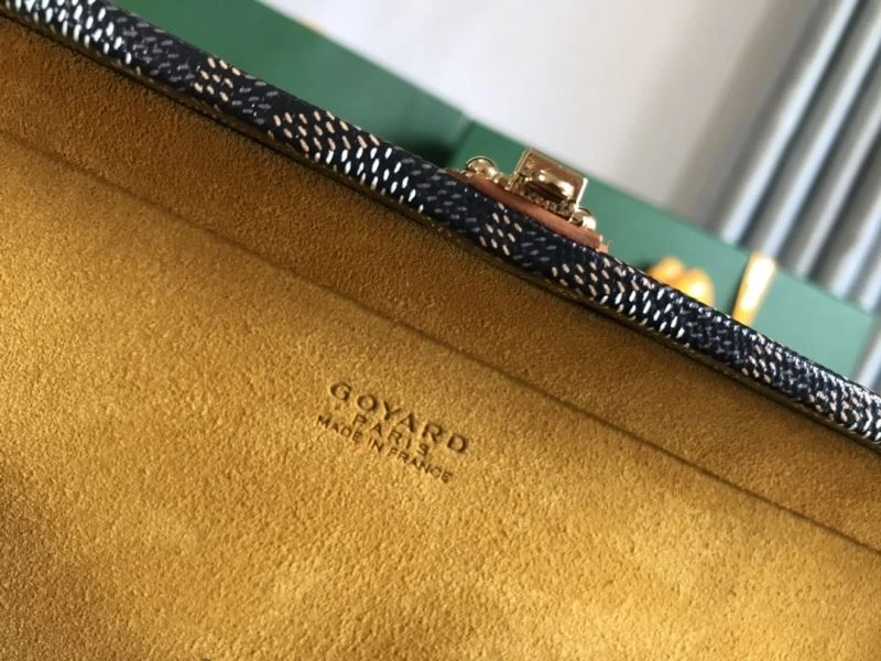 Functional Goyard Suitcase 58817