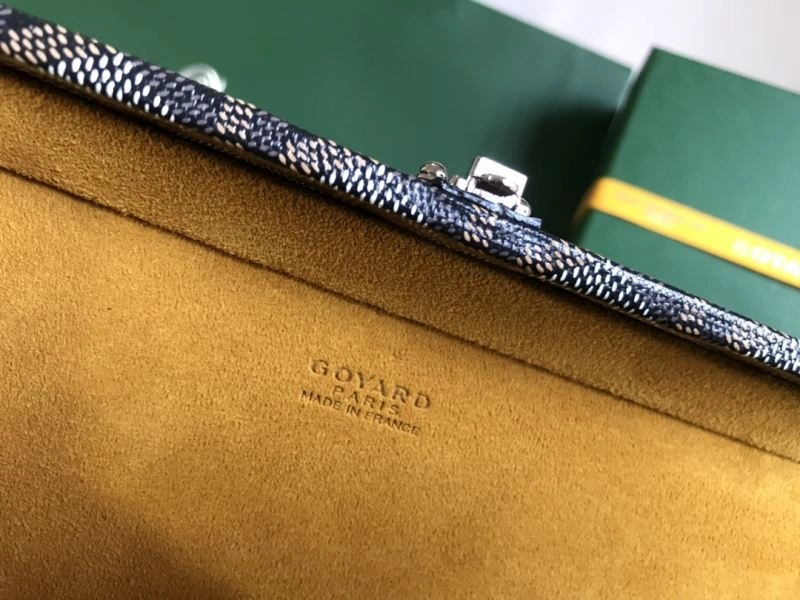 Goyard Suitcase Elegant 58873