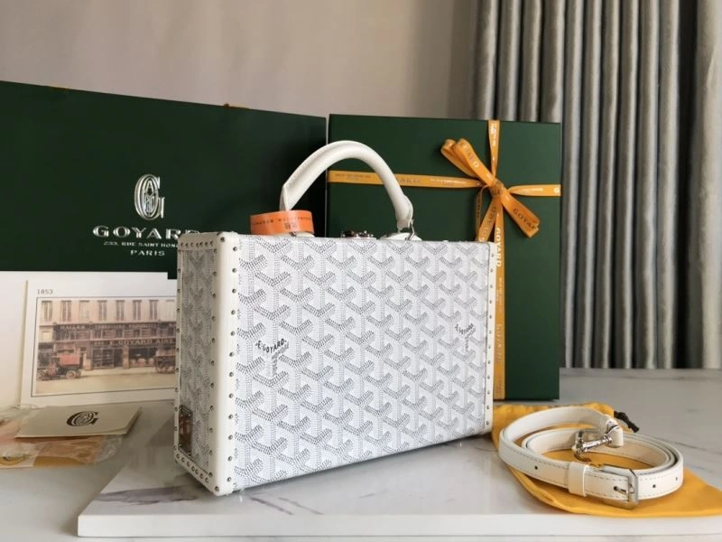 Goyard Suitcase Effortless 58814
