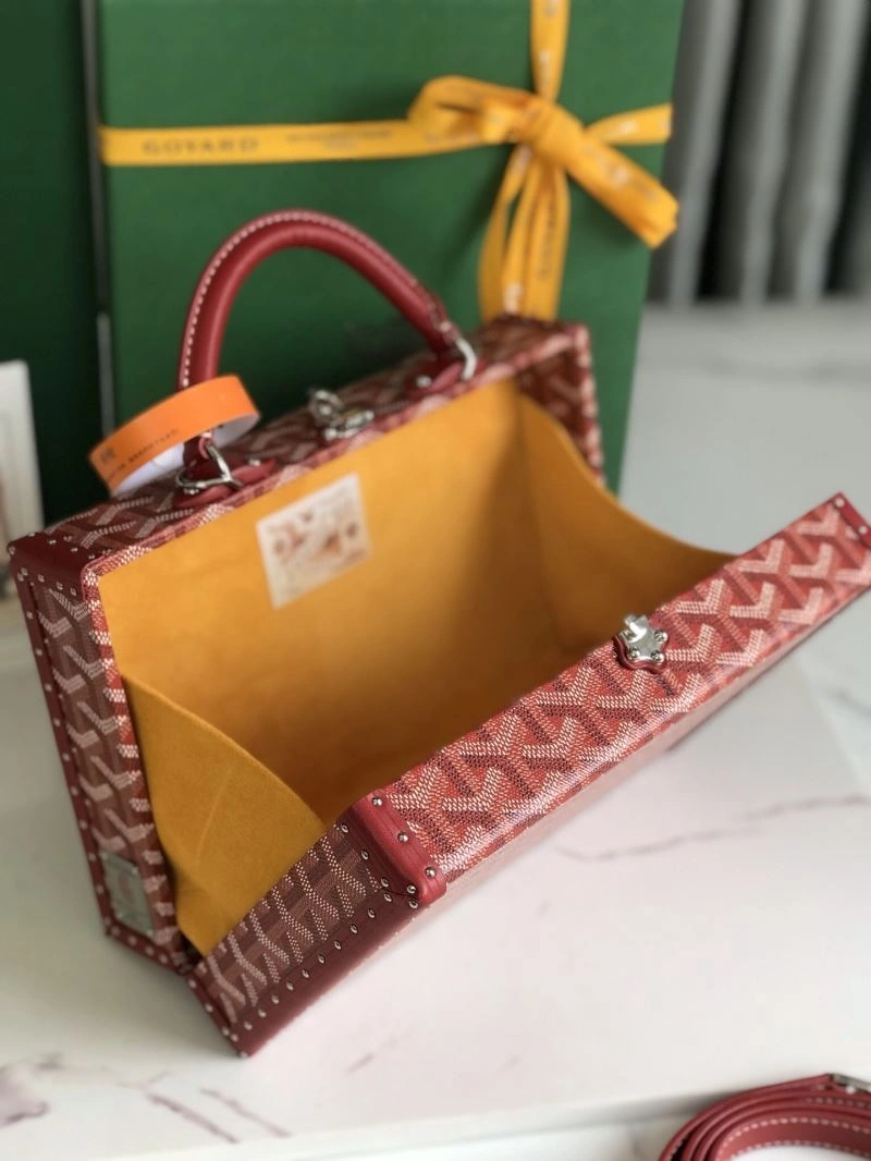 Snug Goyard Suitcase 58812